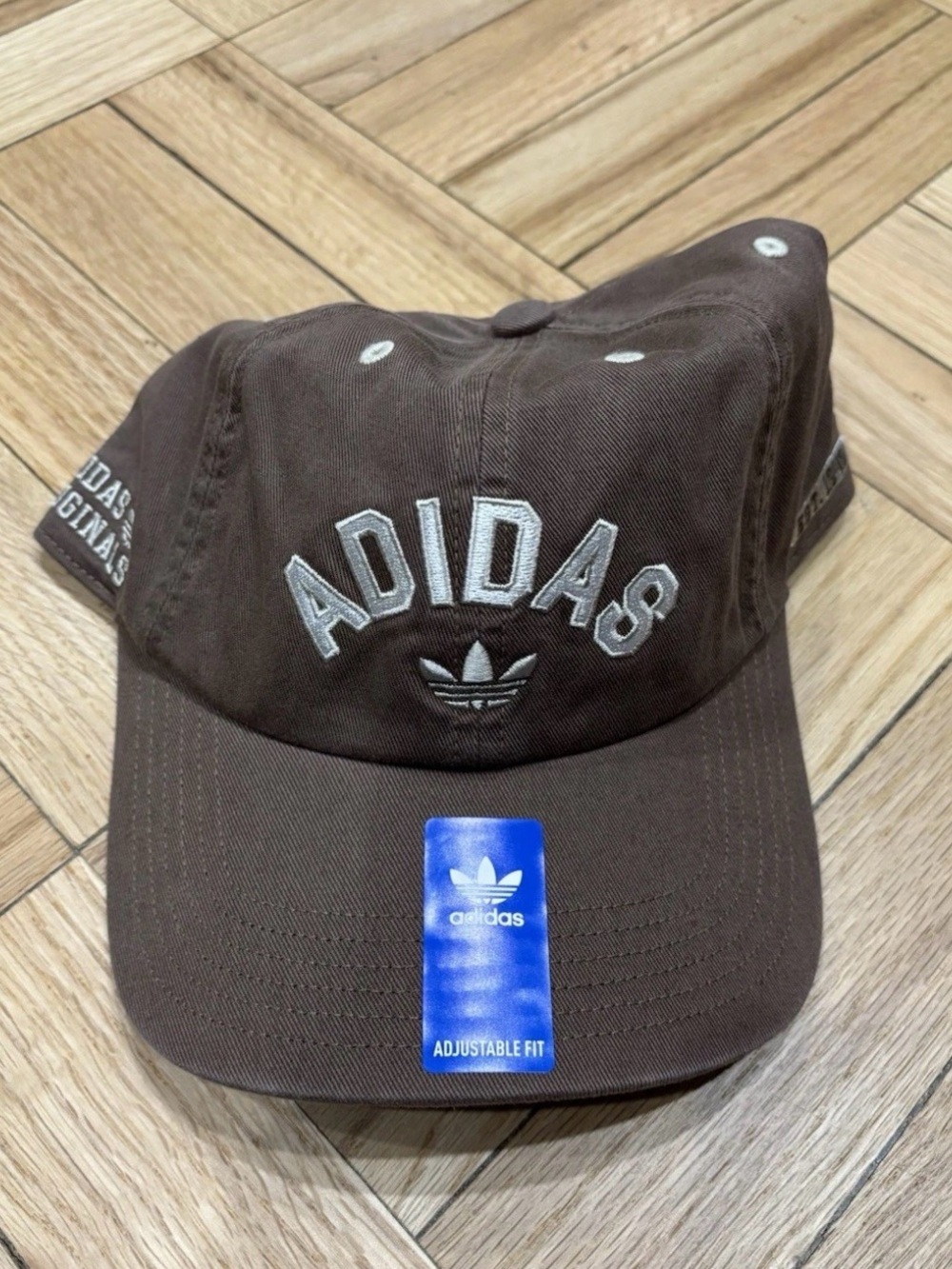 ADIDAS ORIGINALS RELAXED PREP MENS STRAPBACK HAT EARTH STRATA BROWN WHITE NEW